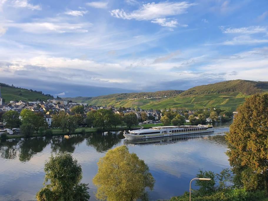 Deluxe 3-Rooms River View, Bernkastel-Kues Exterior photo
